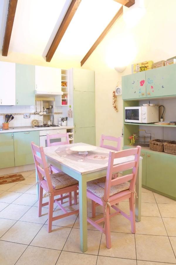 Diano ArentinoLa Casa Nel Caruggioアパートメント エクステリア 写真