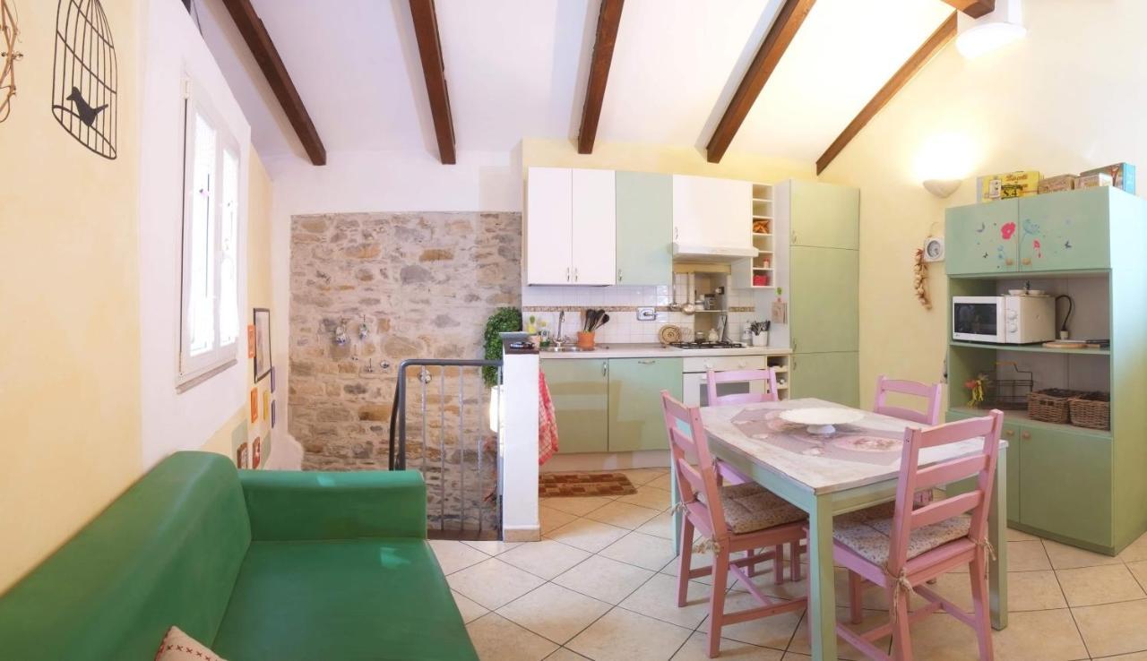 Diano ArentinoLa Casa Nel Caruggioアパートメント エクステリア 写真